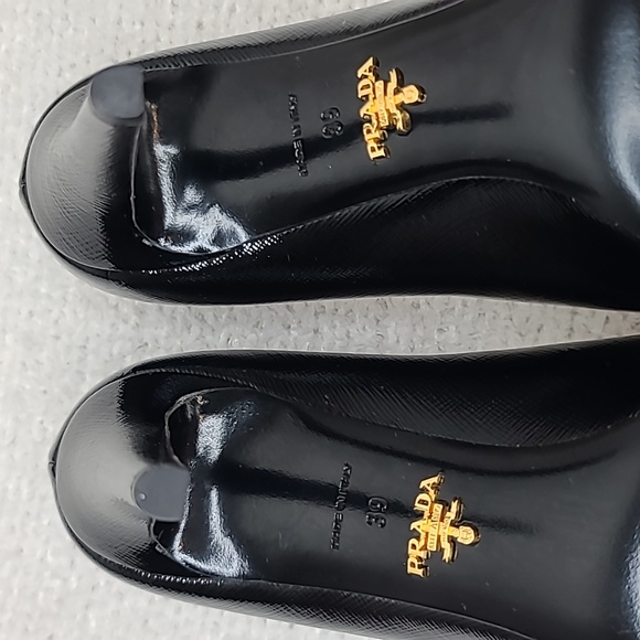 Prada Saffiano Vernice Textured Leather Pointy Toe Stiletto Pumps in Black - Picture 17 of 17